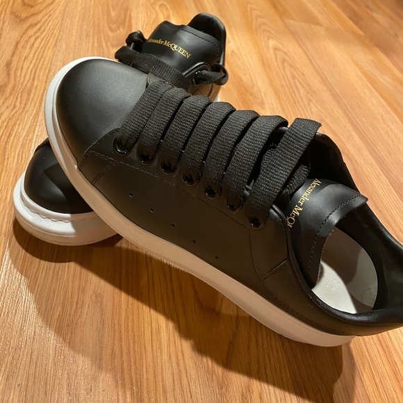 SOLD - Picture 3 of 7